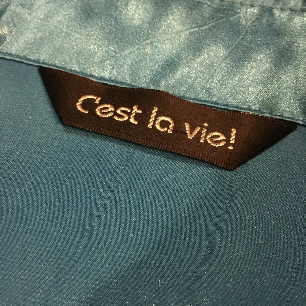 C'est La Vie Vintage Satiny Cyan Blue Retro Button Down Dress Shirt Canadian - M - Picture 9 of 16